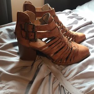 Super cute closed toe booties